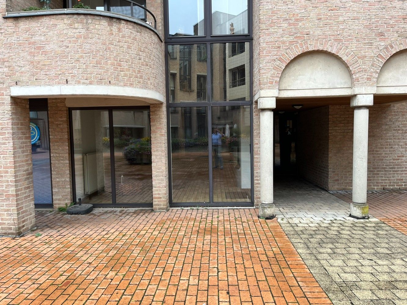 70 m² kantoor met terras foto 1