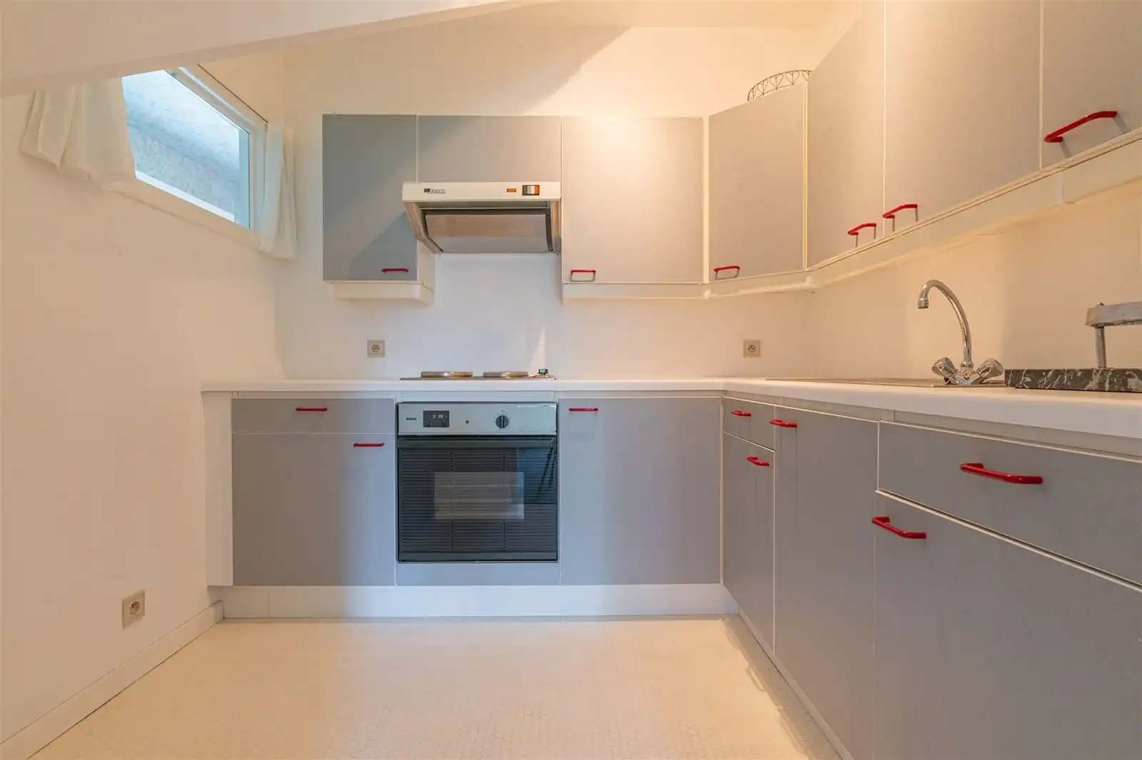 Landhuis met tuin en weide op +/-  78are foto 31