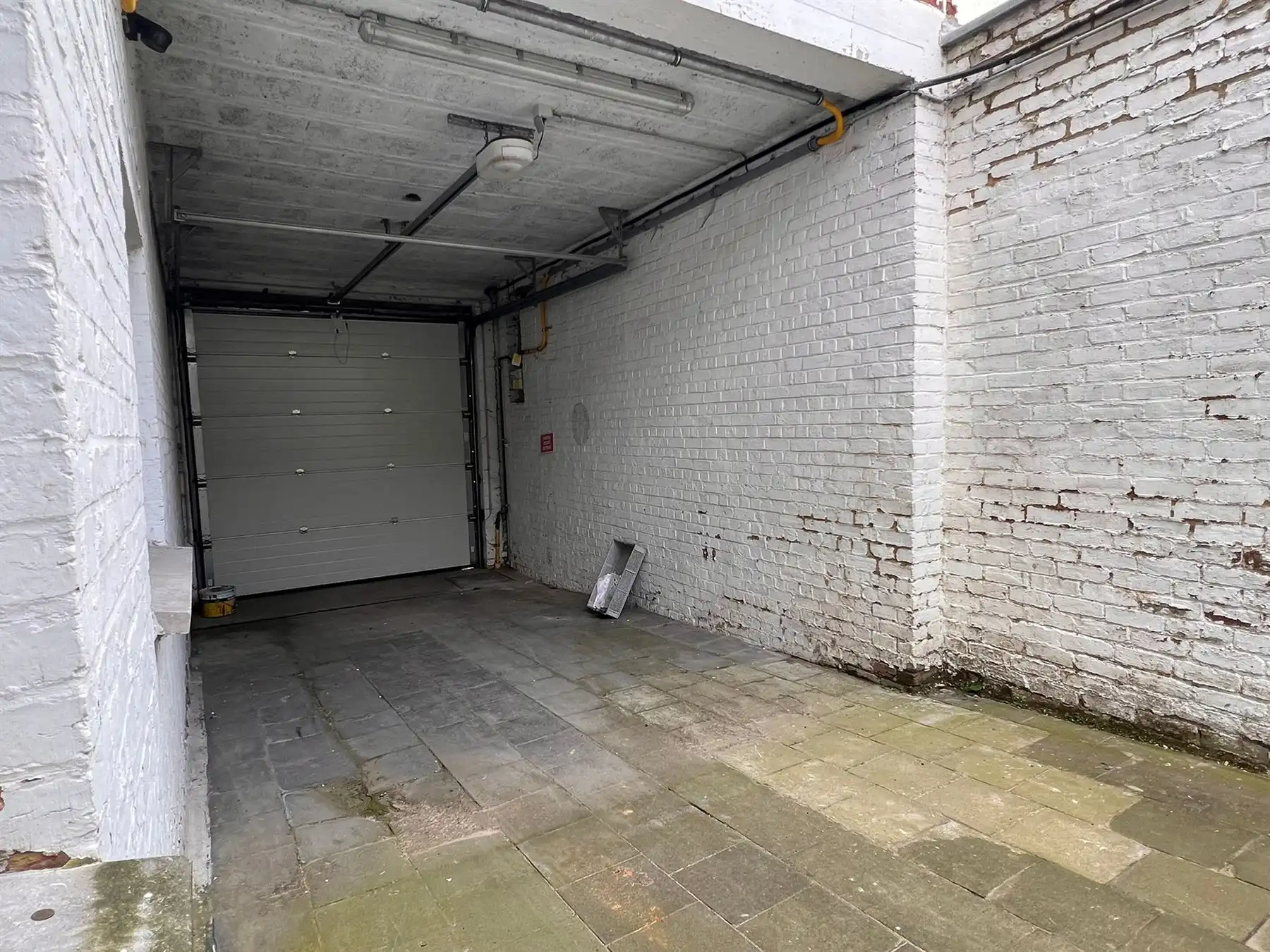 Aangename woning met 5 slaapkamers en garage foto 13