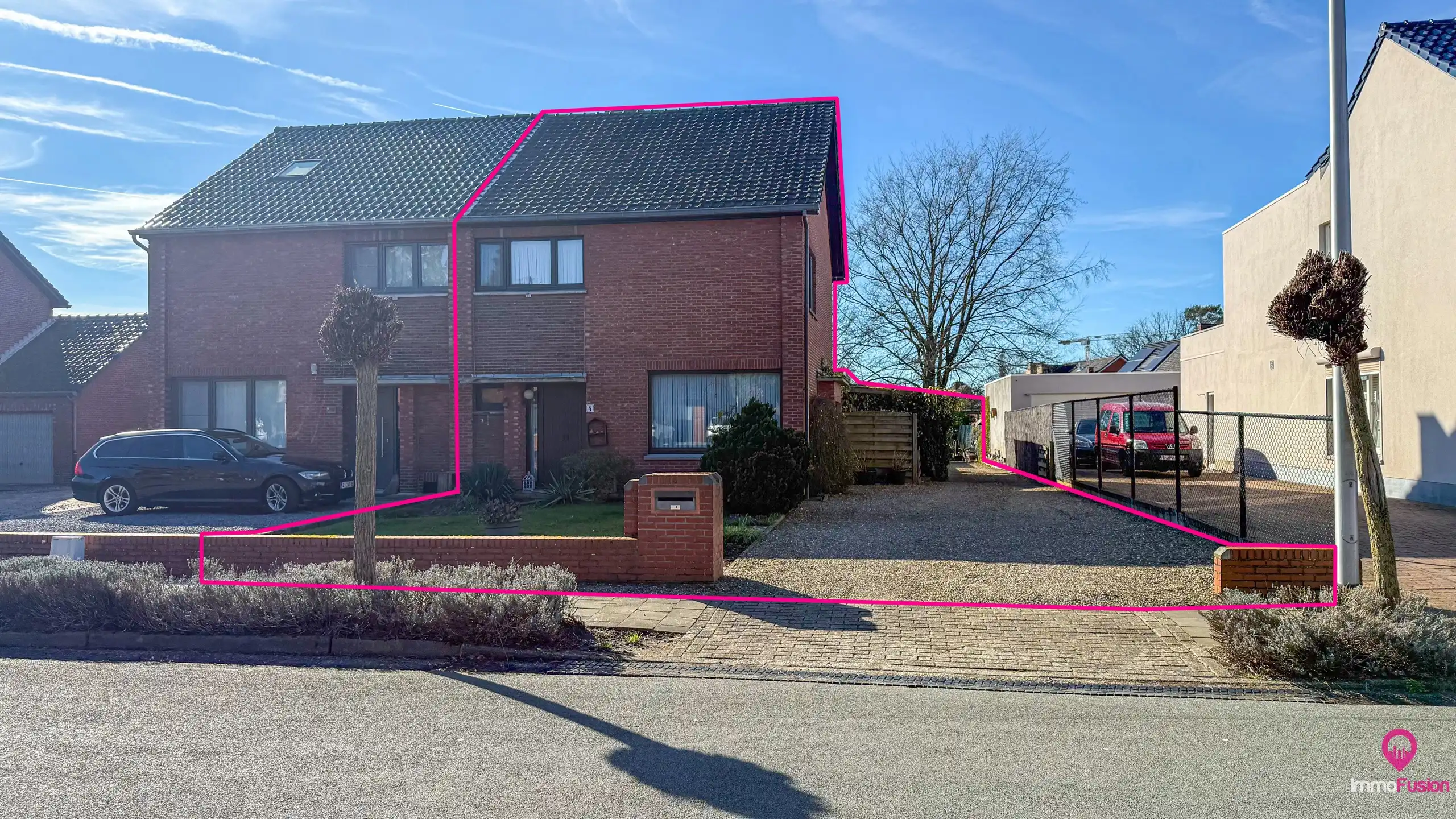 Hoofdfoto van de publicatie: Ruime gezinswoning met tal van mogelijkheden op 8a 13ca!