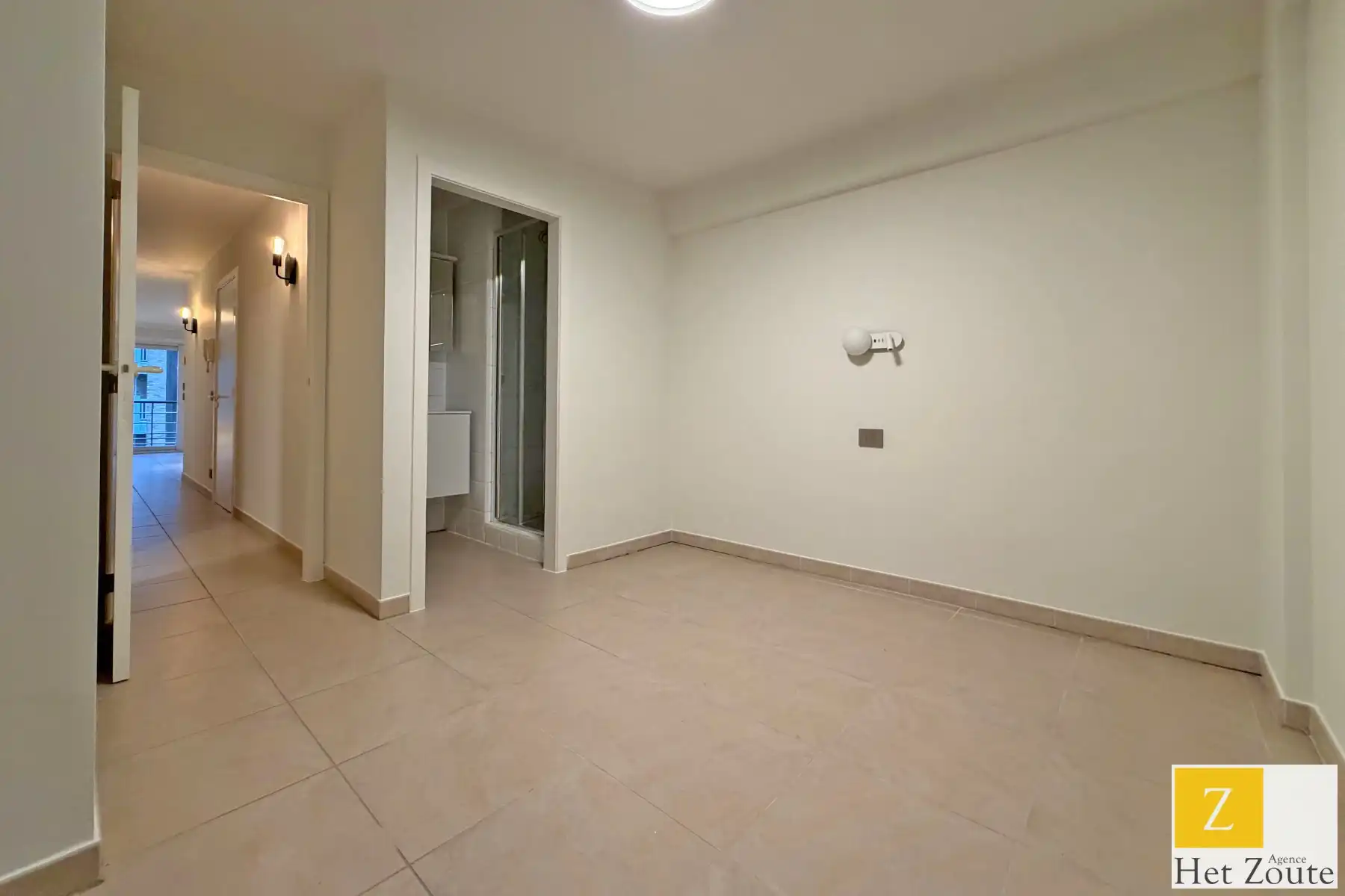 Opgefrist appartement op toplocatie - centrum Knokke foto 9