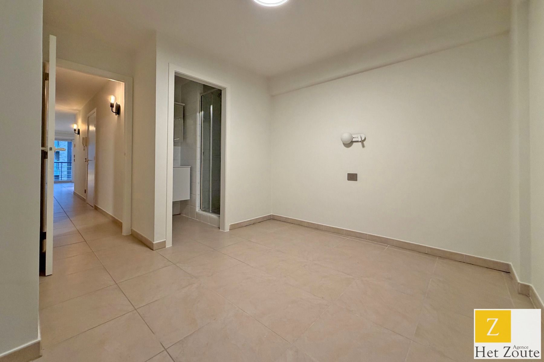 Opgefrist appartement op toplocatie - centrum Knokke foto 9