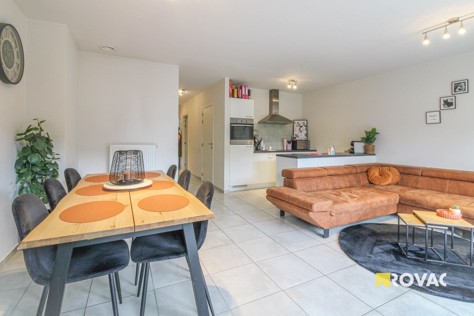 Gelijkvloers nieuwbouwappartement met tuin en garage! foto 3