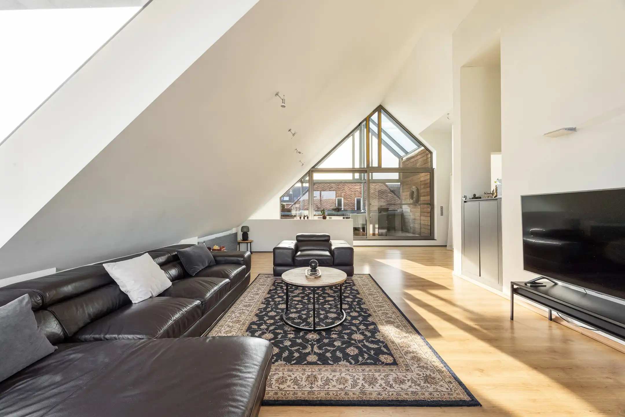 Duplexapp (204m²) met drie slpks in centrum Merksplas! foto 3