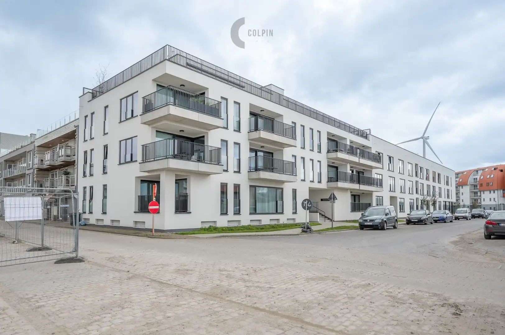 Gemakkelijk toegankelijke garagestaanplaats in een afgesloten garagecomplex te Zeebrugge foto 2