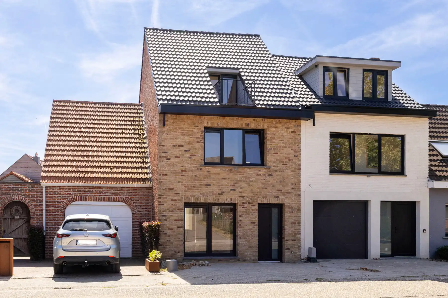 Gerenoveerde woning met 3 slaapkamers en tuin foto 23
