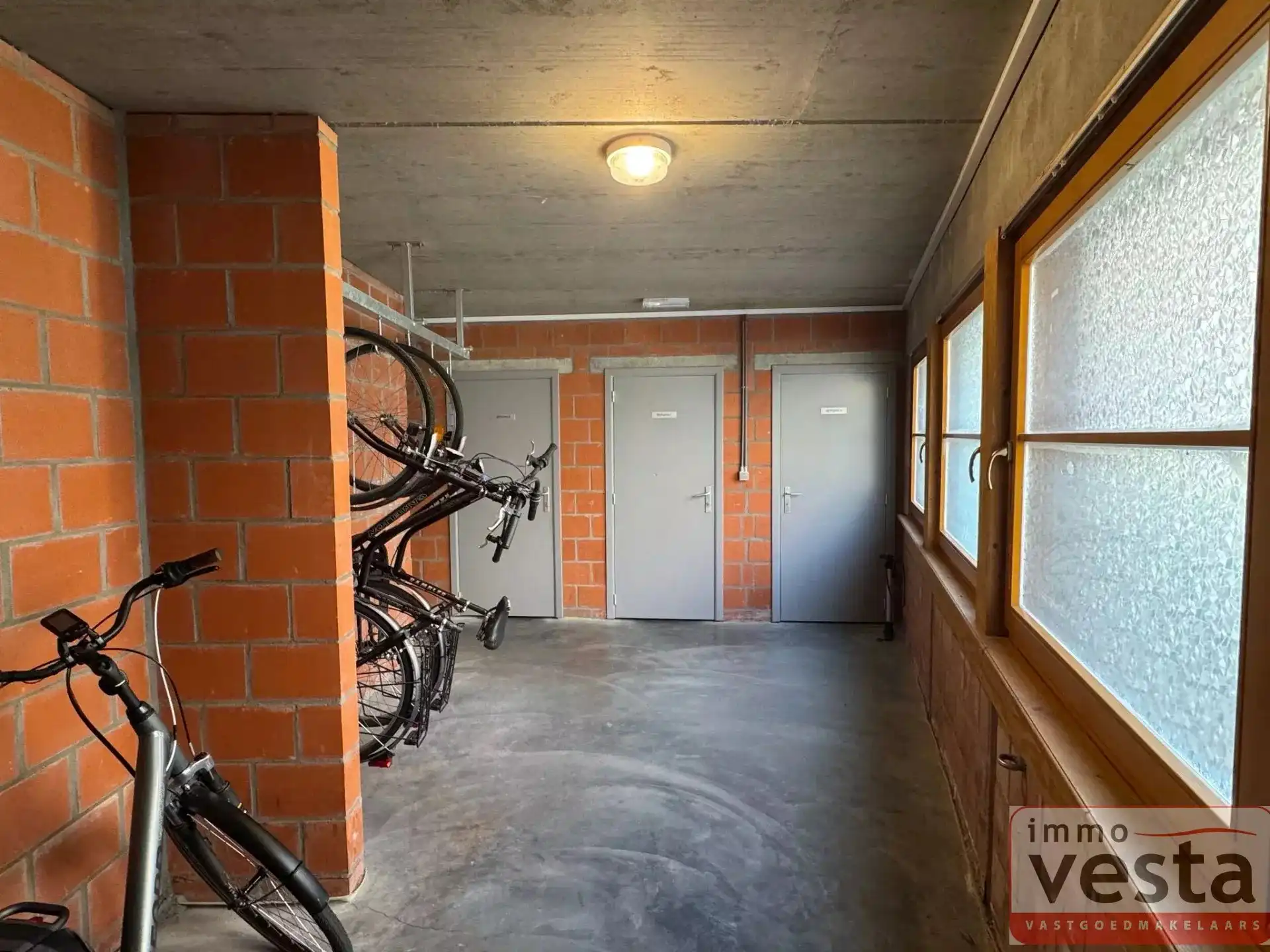 Appartement met twee slaapkamers in centrum van Sint-Truiden foto 16