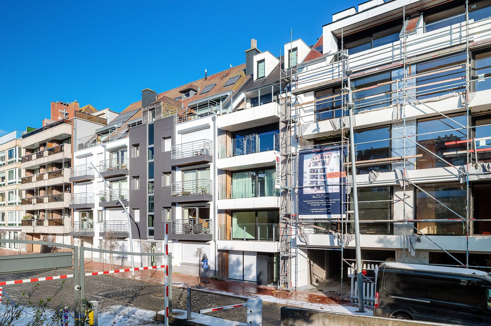 Instapklaar appartement, in het commerciële centrum van Knokke en vlakbij de zee. foto 13