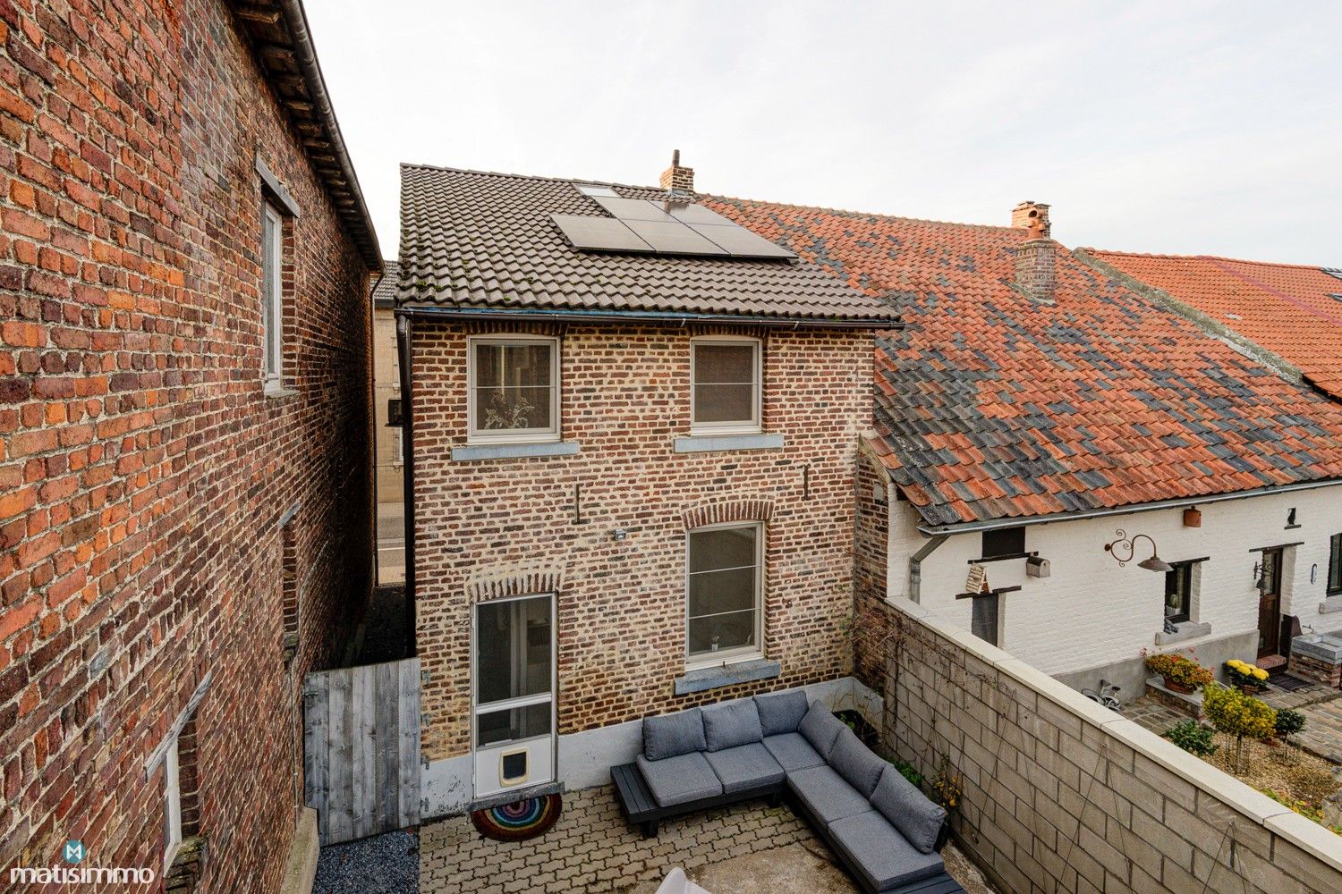 INSTAPKLARE WONING MET ZONNEPANELEN EN PRACHTIGE TUIN TE TONGEREN foto 28