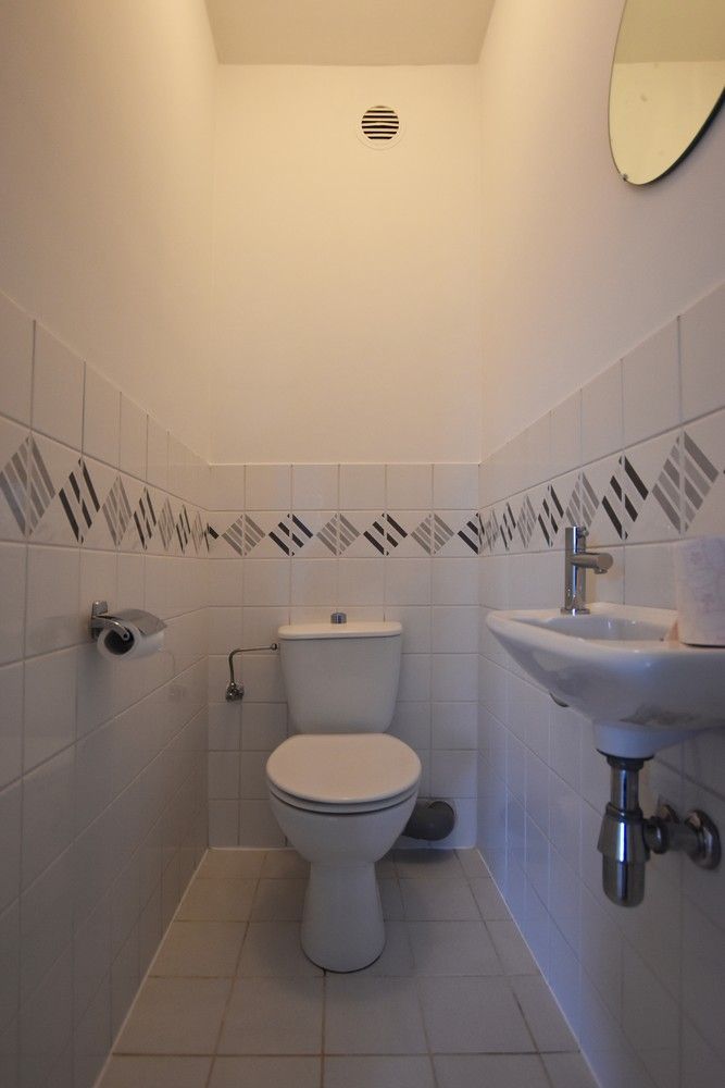 Verzorgd 2-slpk appartement met grote tuin te Borsbeek. foto 9
