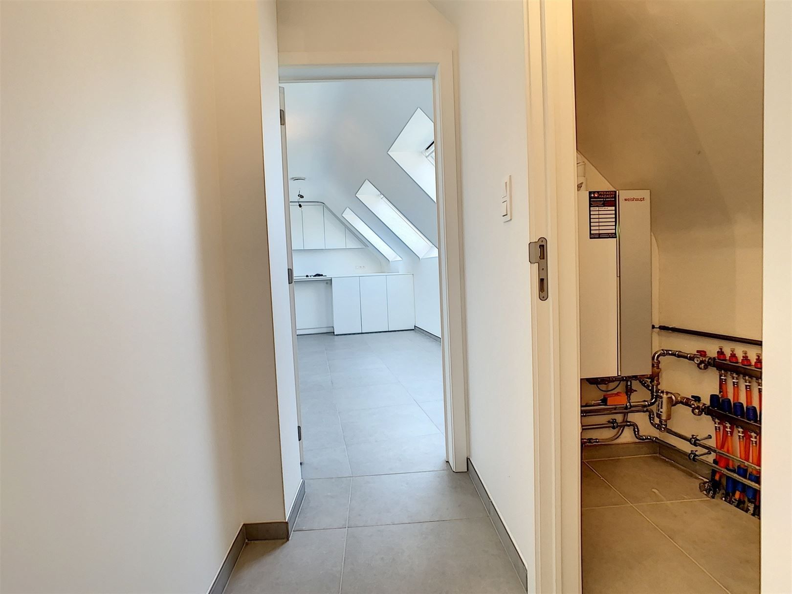 Mooi dakapp met 2 slpks, incl parking foto 28