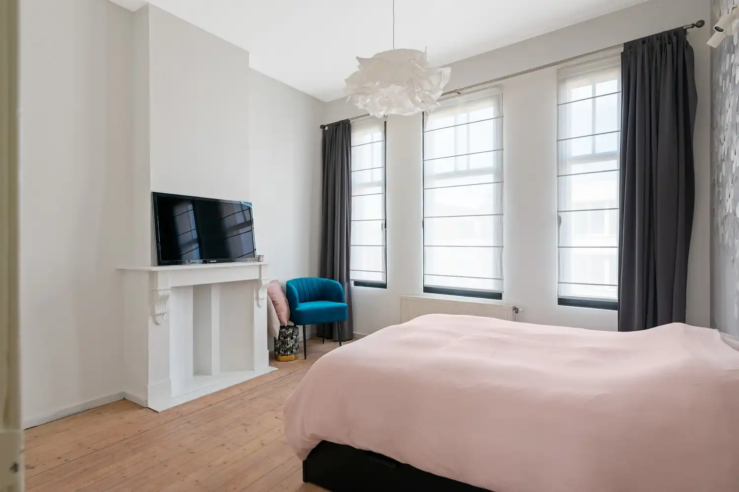 Prachtig herenhuis met 4 slaapkamers en tuin in Wijnegem! foto 24