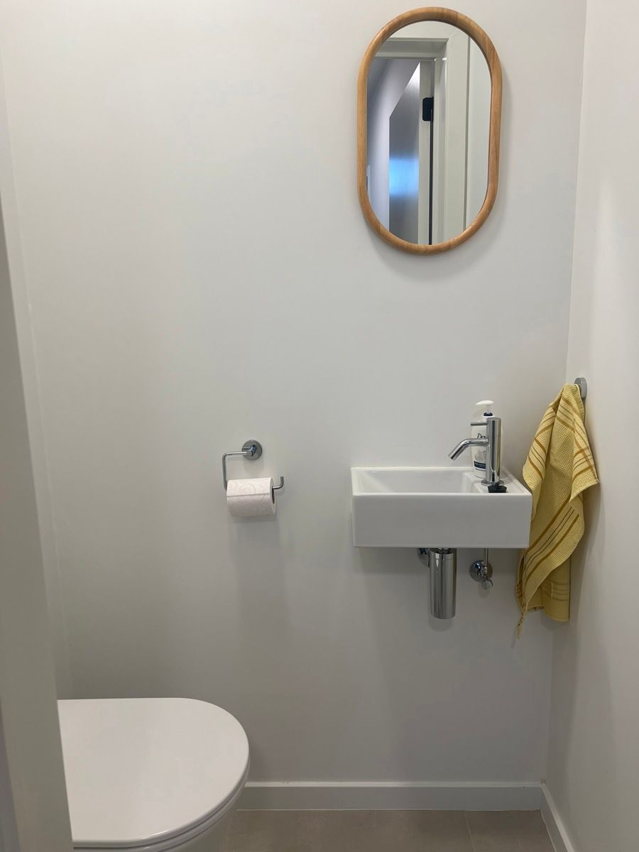 Instapklare nieuwbouwwoning met tuin en carport foto 8