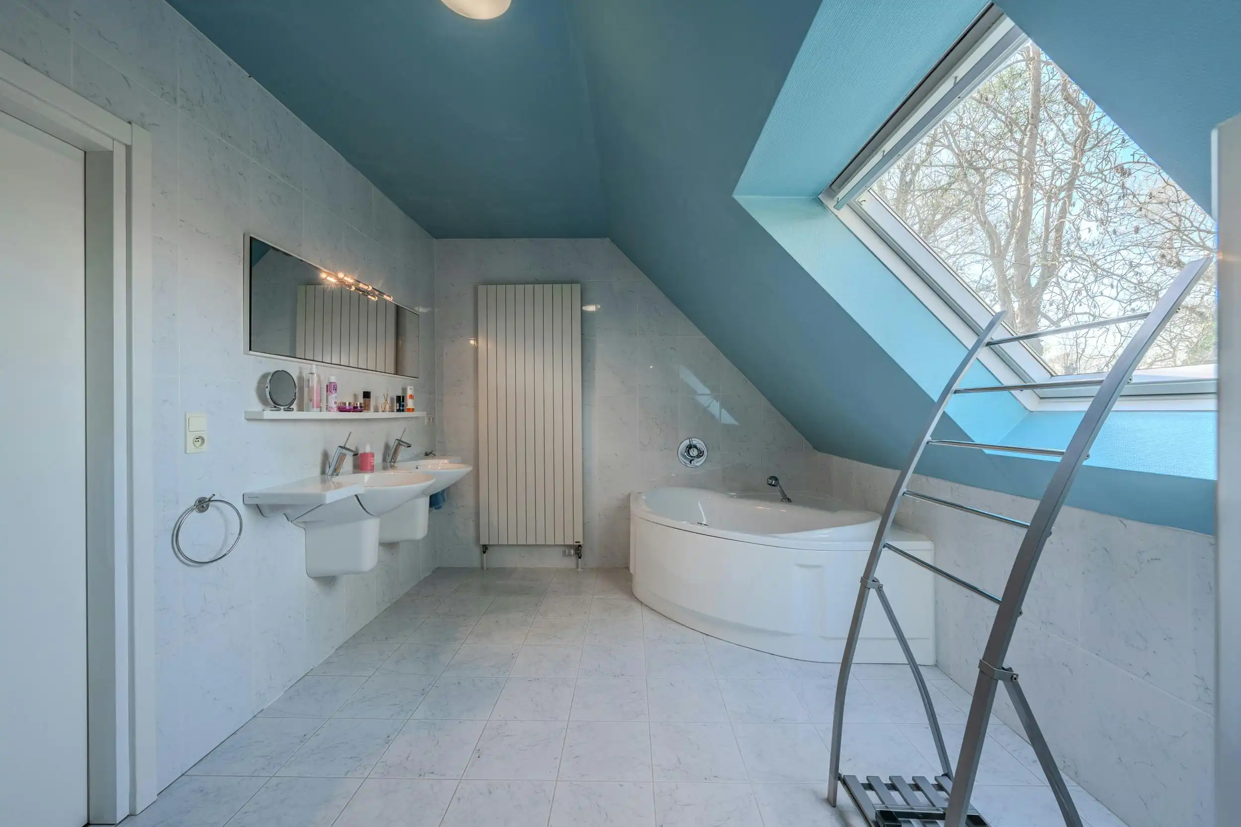 Prachtige villa met 5 slaapkamers te koop in Nieuwpoort. foto 8