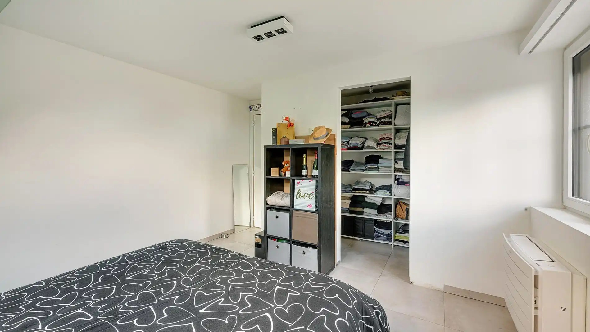 Recente woning met parking en tuin te Moerkerke-Damme foto 18