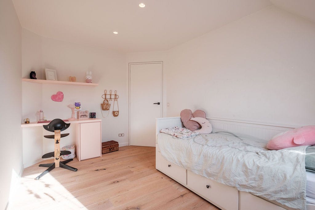 Mooi afgewerkte woning op rustige ligging te koop in Zulte foto 20