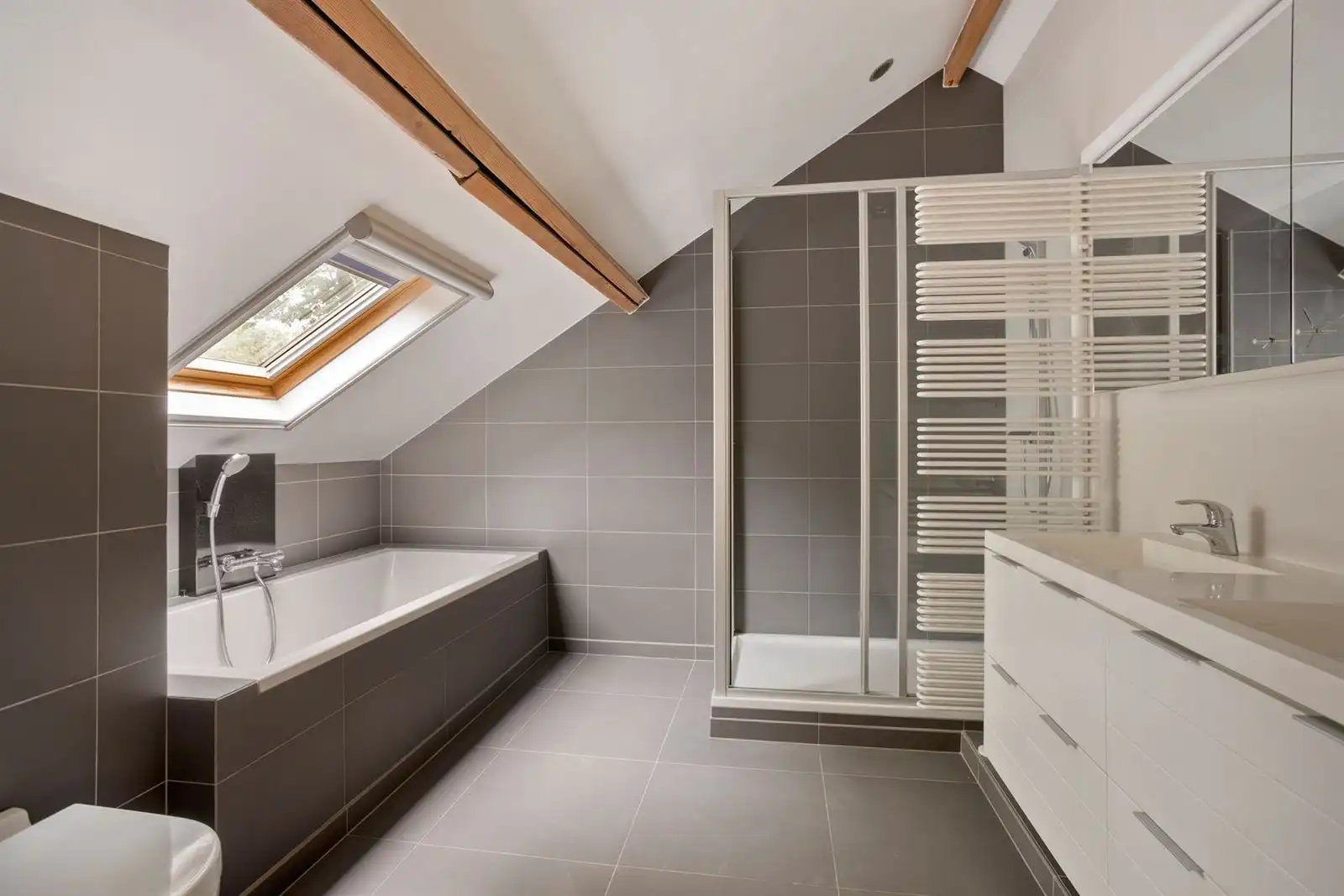 Prachtig gelegen landhuis 4 slaapkamers en tuin foto 27