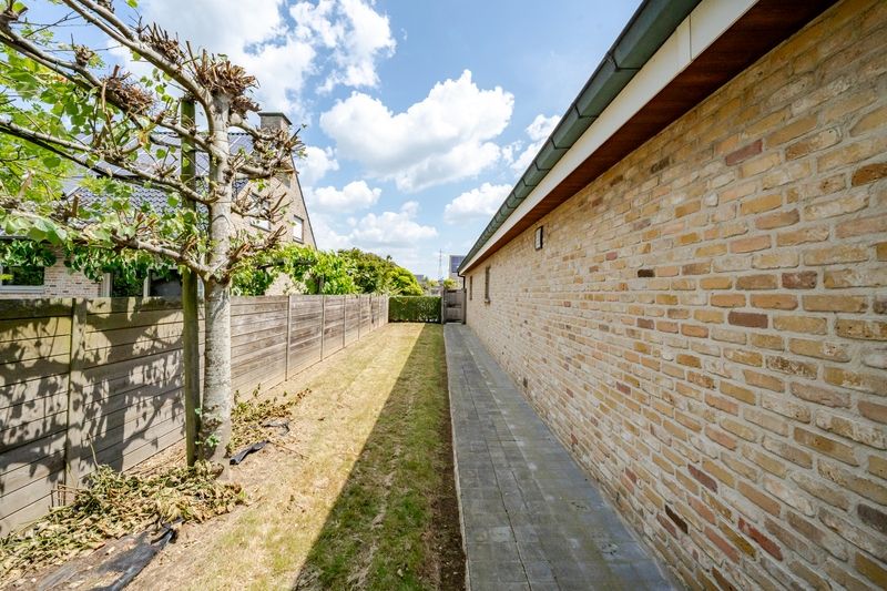 Roeselare : Exclusieve villa in rustige wijk De Gotelaar – 300 m² pure luxe op 657 m² grond foto 21