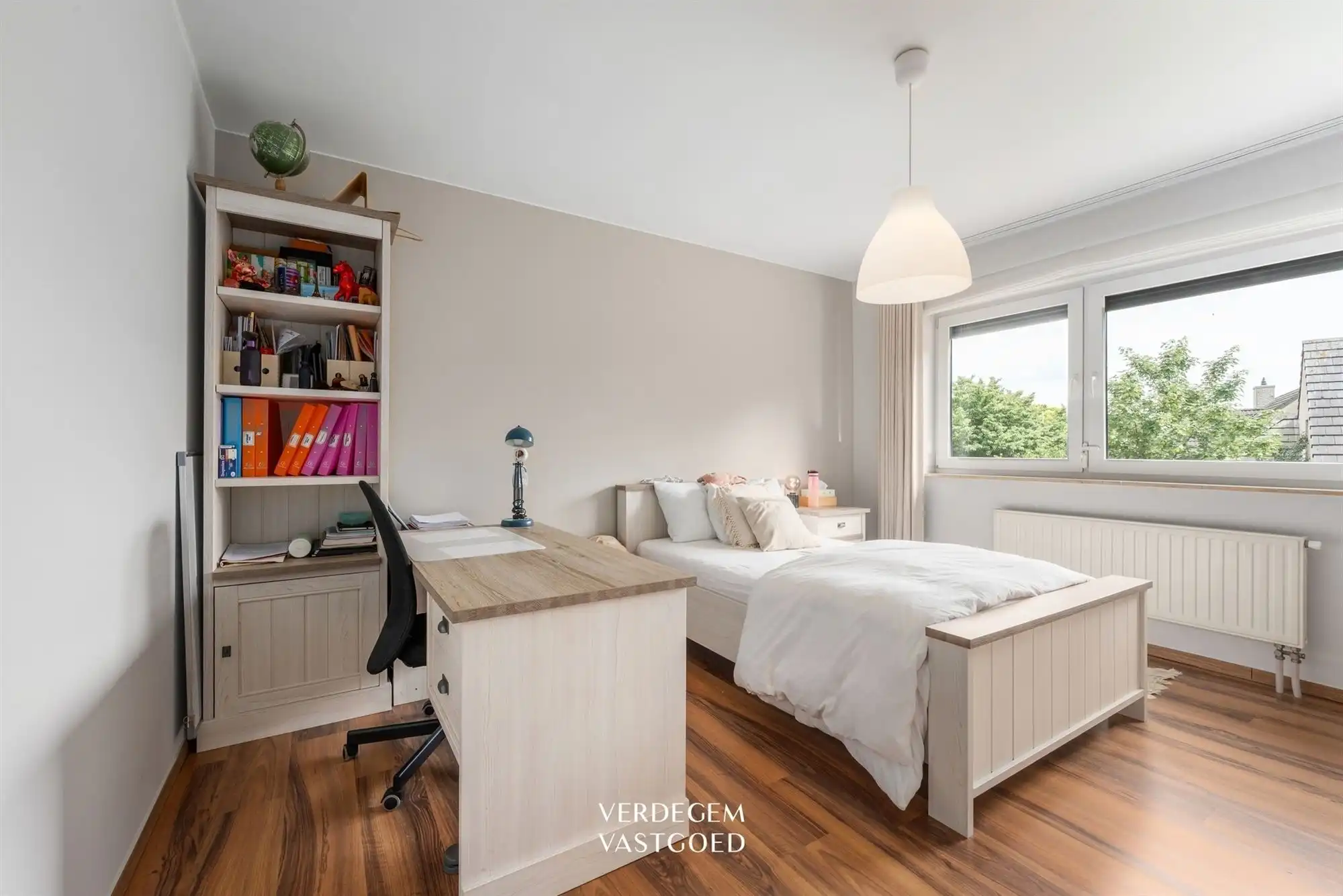 Knappe woning met 3 slaapkamers en geniettuin in het centrum van Evergem foto 15