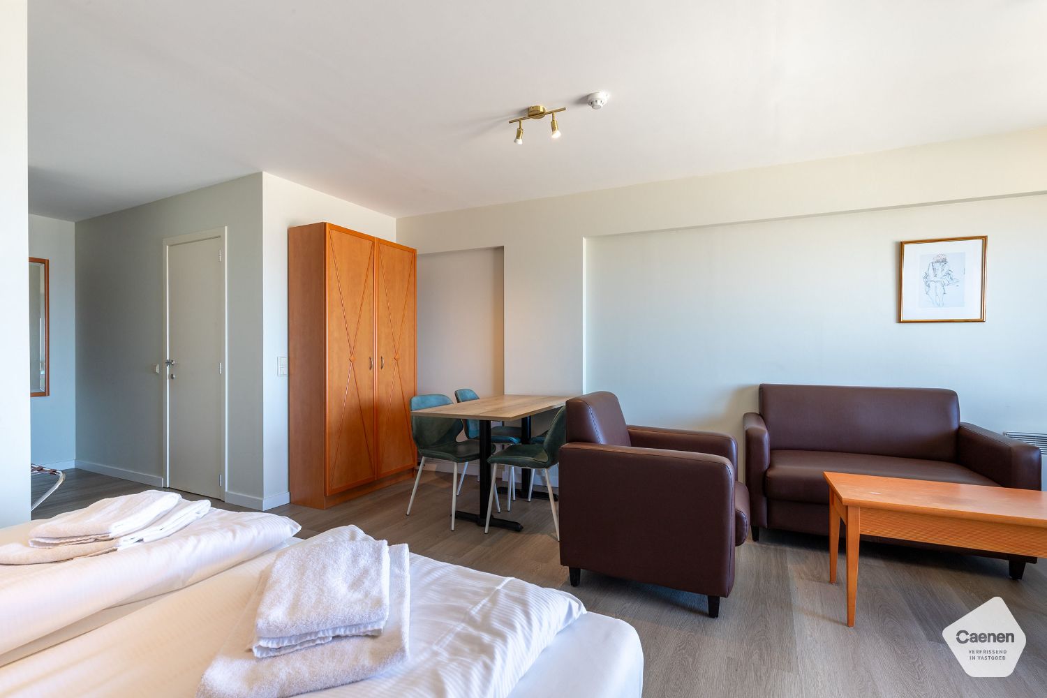 Eén slaapkamer appartement met frontaal zeezicht foto 4