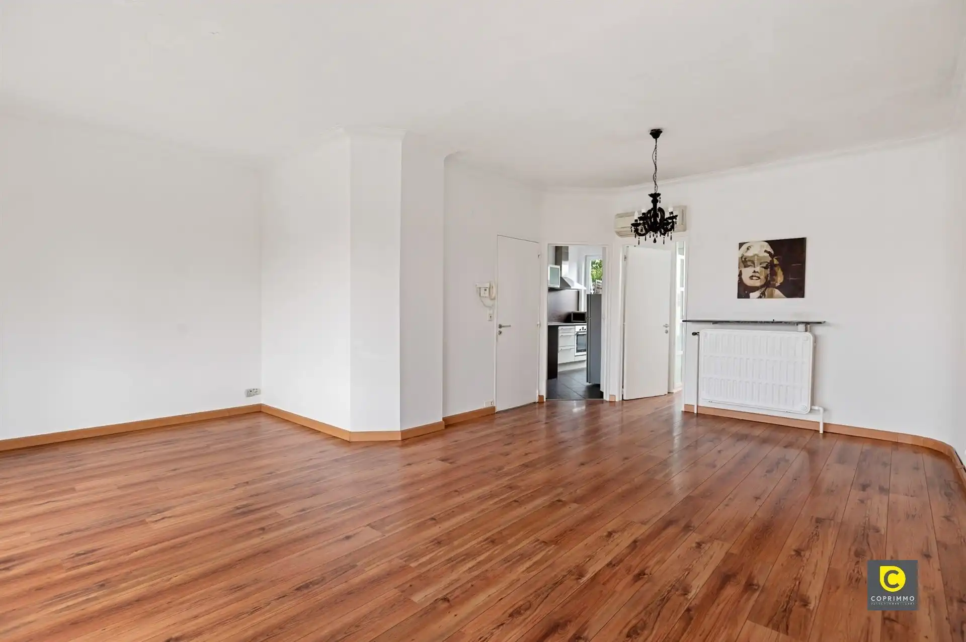 Unieke woning met 450 m² magazijn & showroom foto 13