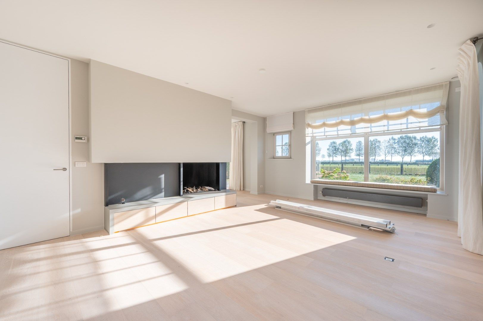 Exclusieve alleenstaande villa met panoramisch zicht over de Polders foto 2