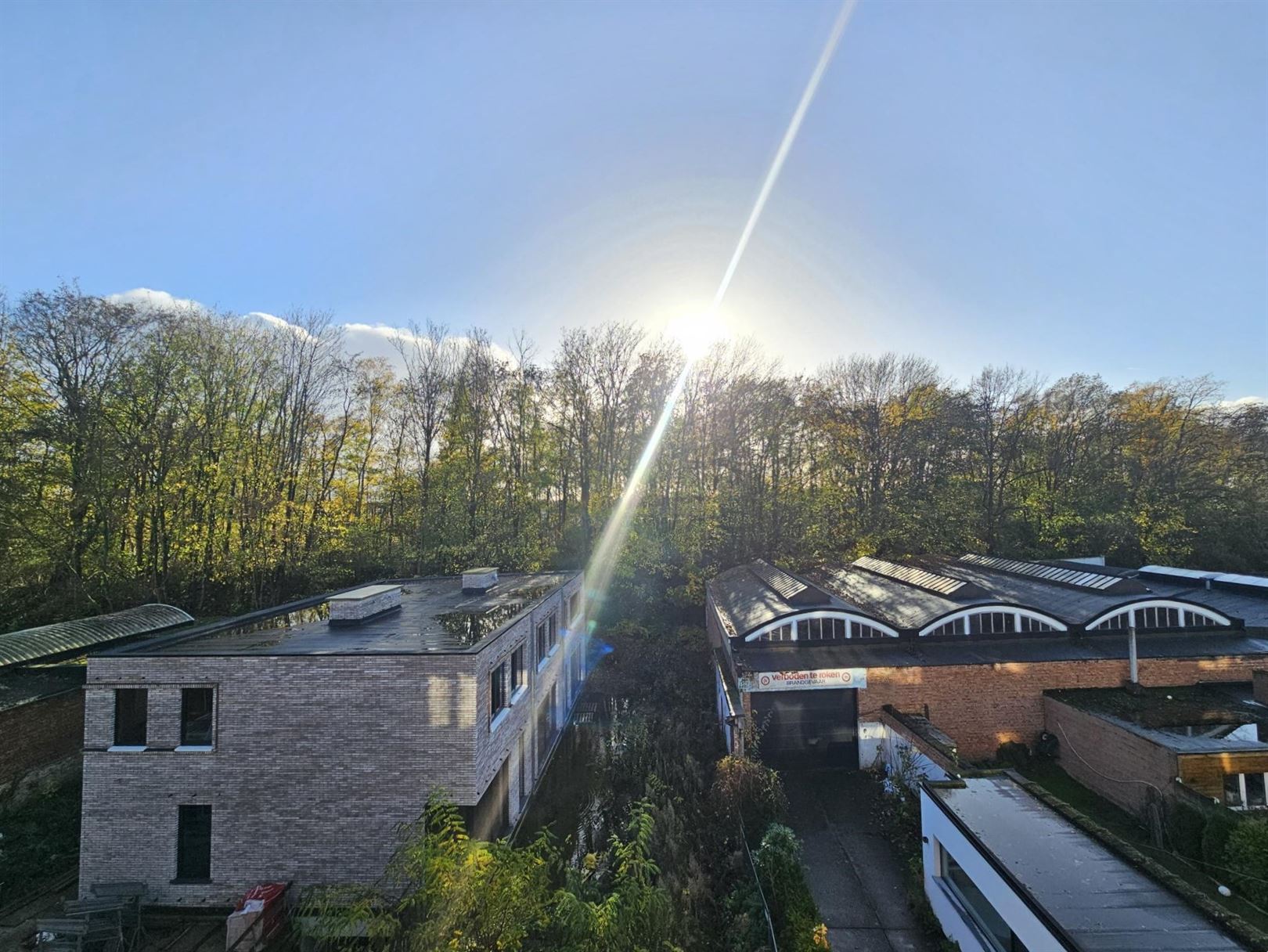 Instapklaar appartement met ruim terras vlakbij het centrum. foto 11