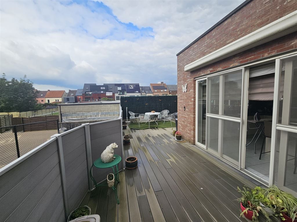 gelijkvloers appartement met staanplaats foto 12