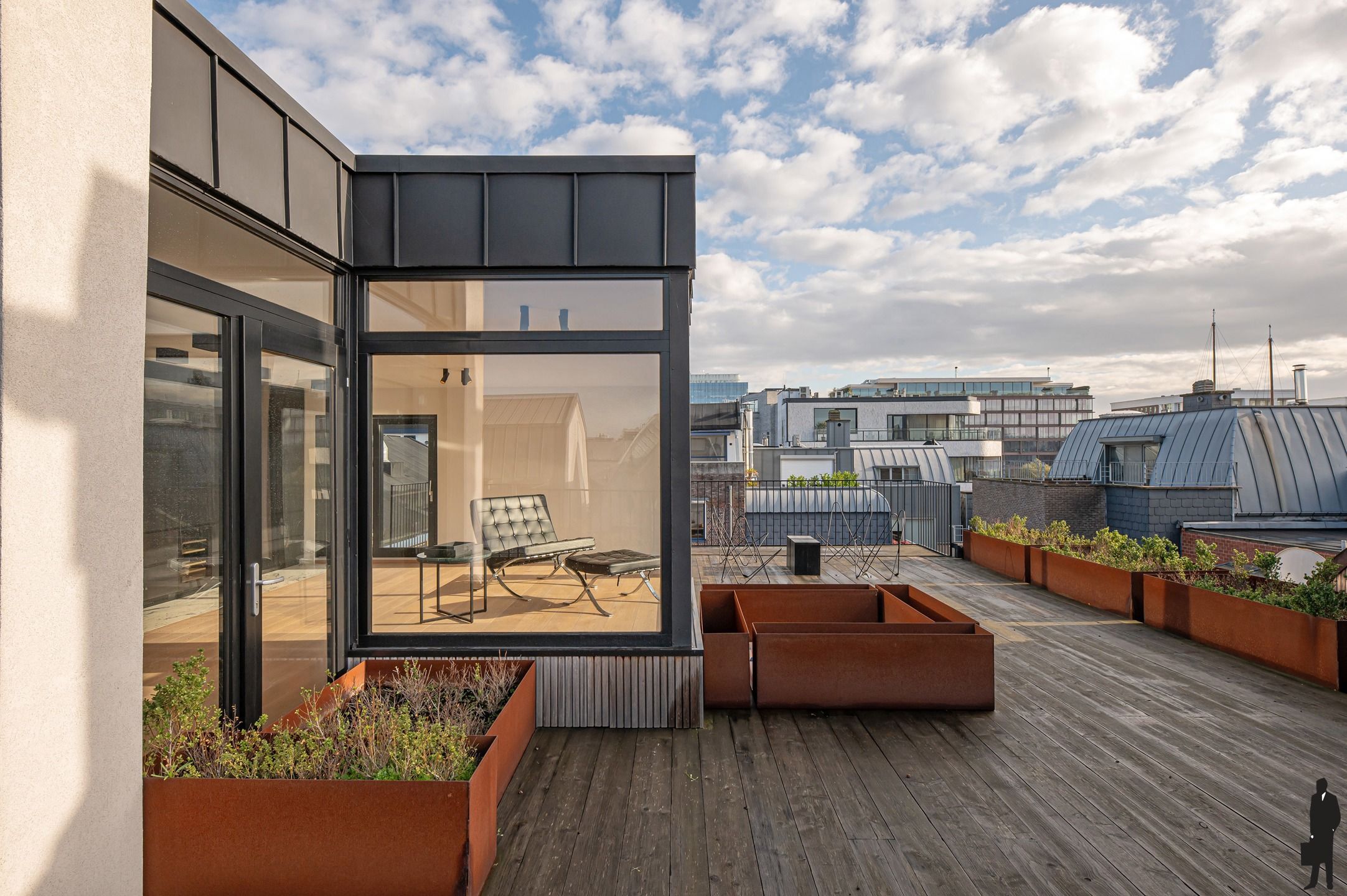 Uniek duplex-penthouse met indrukwekkend terras, gelegen op een absolute toplocatie op ’t Eilandje foto 2