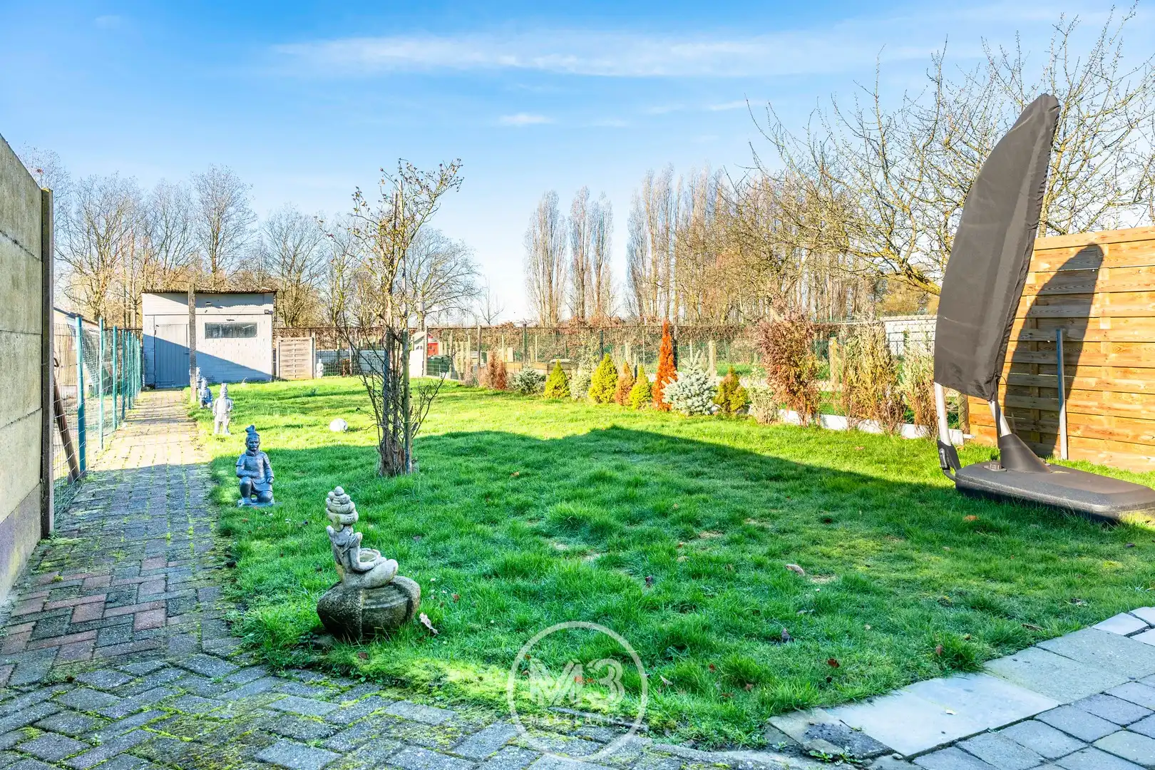 Ruime bel-étage woning met grote tuin foto 14