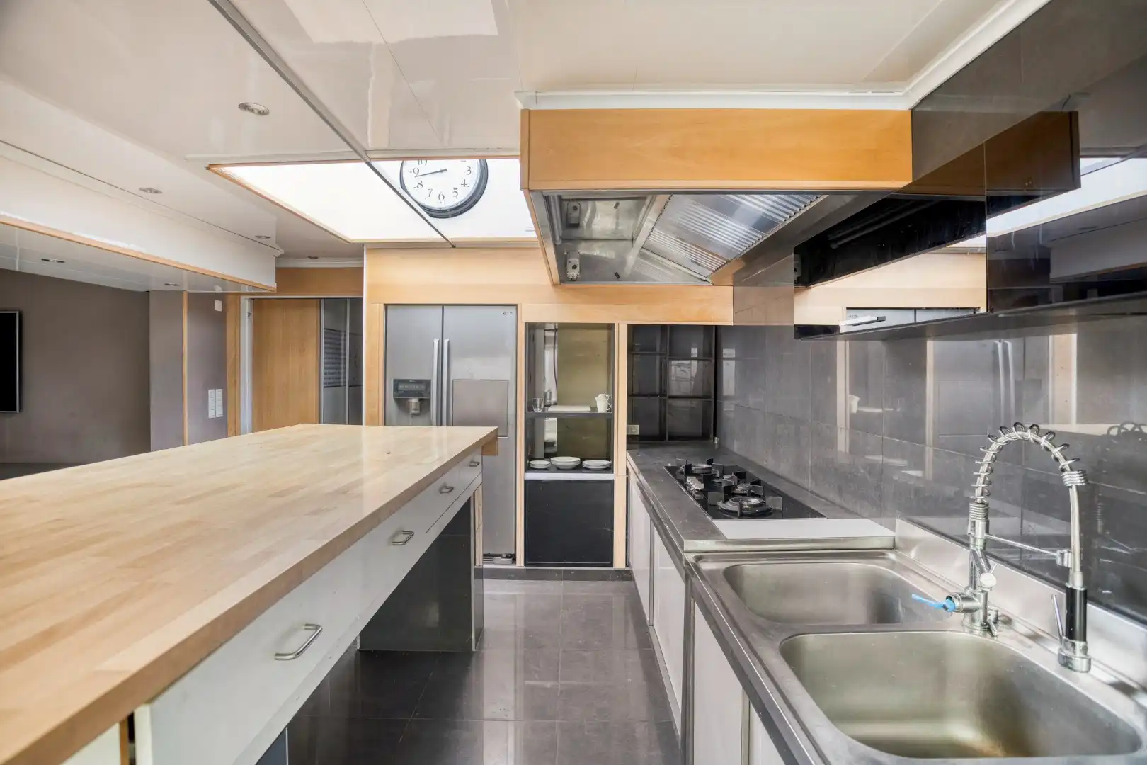 Ruime woning met handelsruimte en tuin in het rustige Vreren foto 6