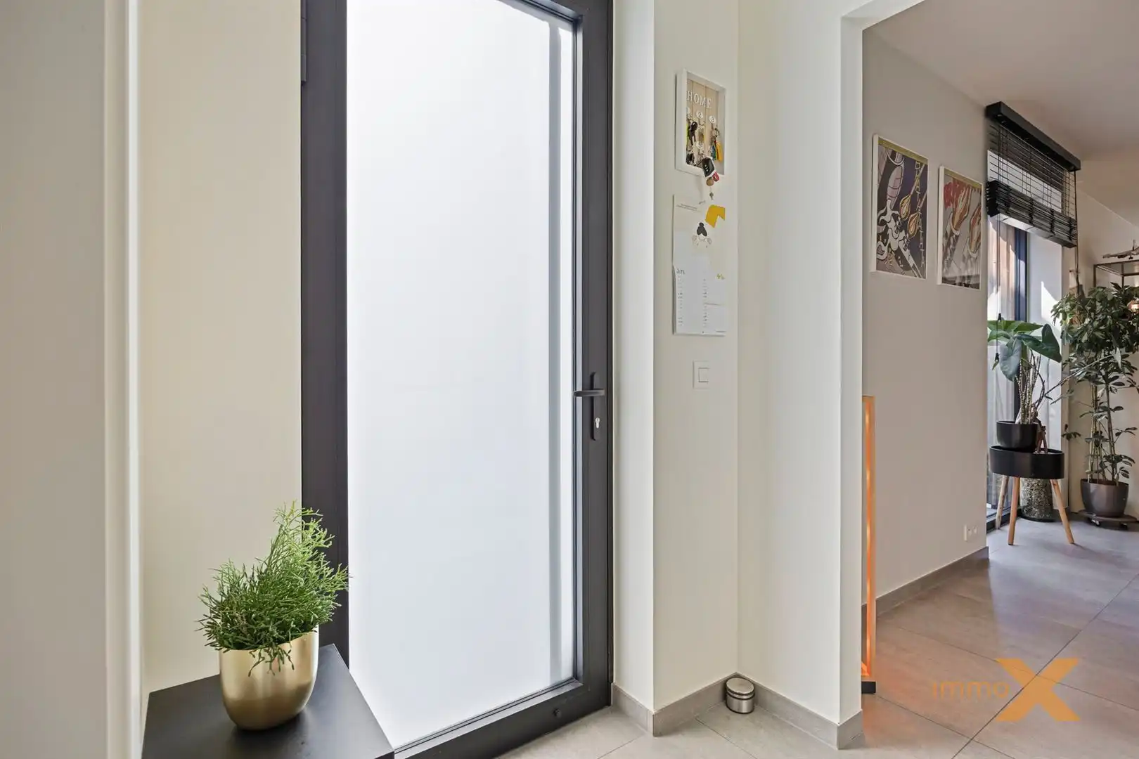 Charmante lichtrijke totaal gerenoveerde woning!! foto 13