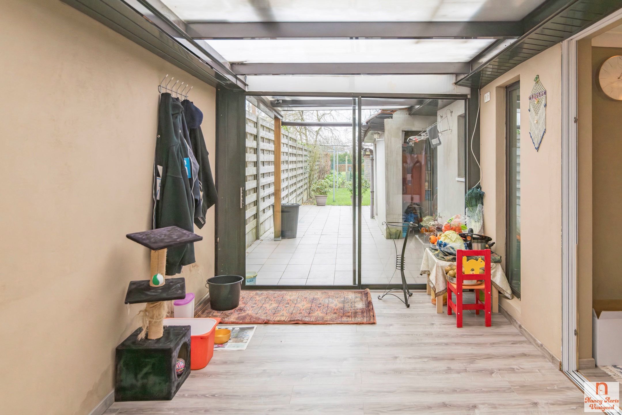 Knap gerenoveerde tweegevelwoning met gezellige tuin in Koersel  foto 12