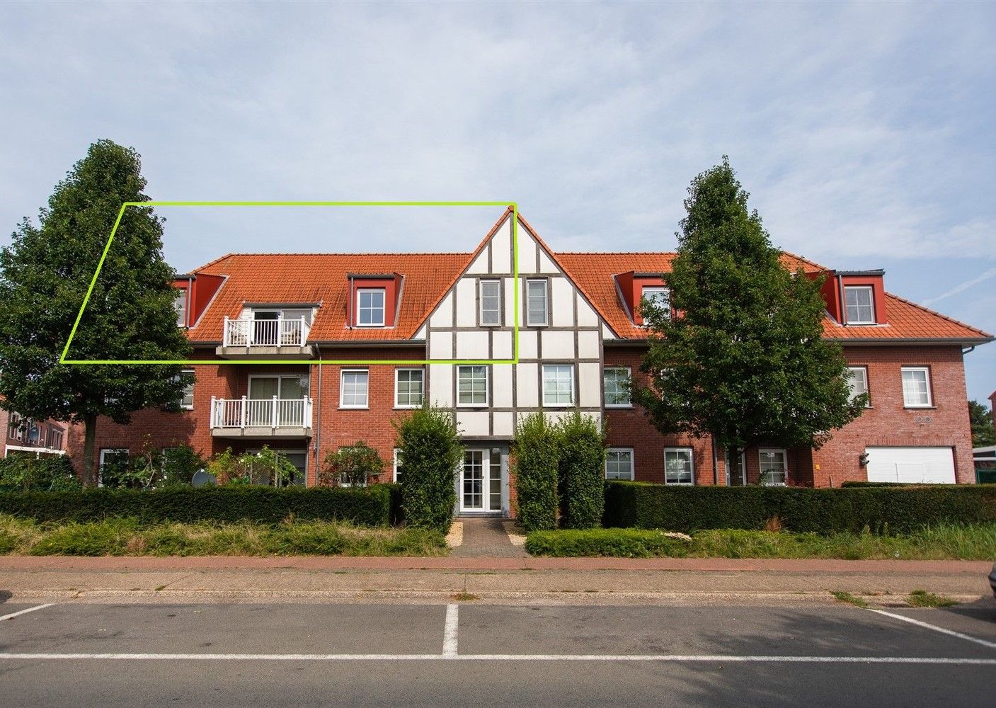 Karaktervol appartement met 2 slaapkamers in Genk-Zwartberg foto 26