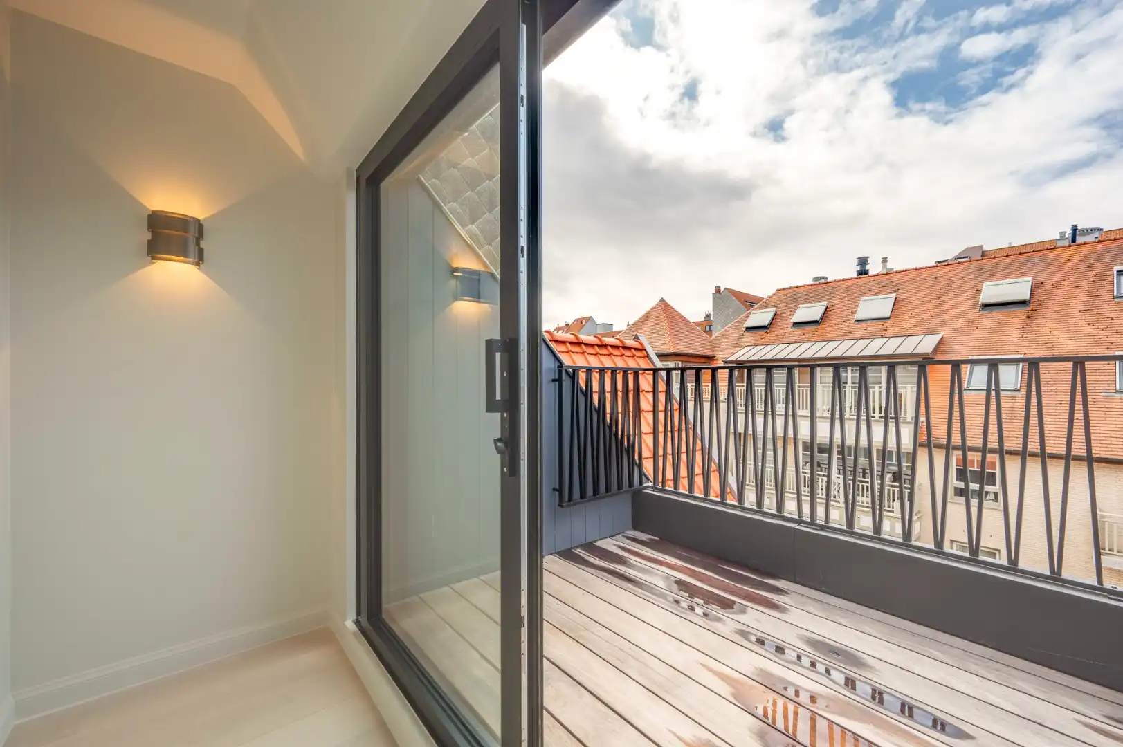 Luxueus afgewerkte nieuwbouwwoning met 4 slaapkamers op enkele stappen van de zee in Heist-aan-Zee foto 46