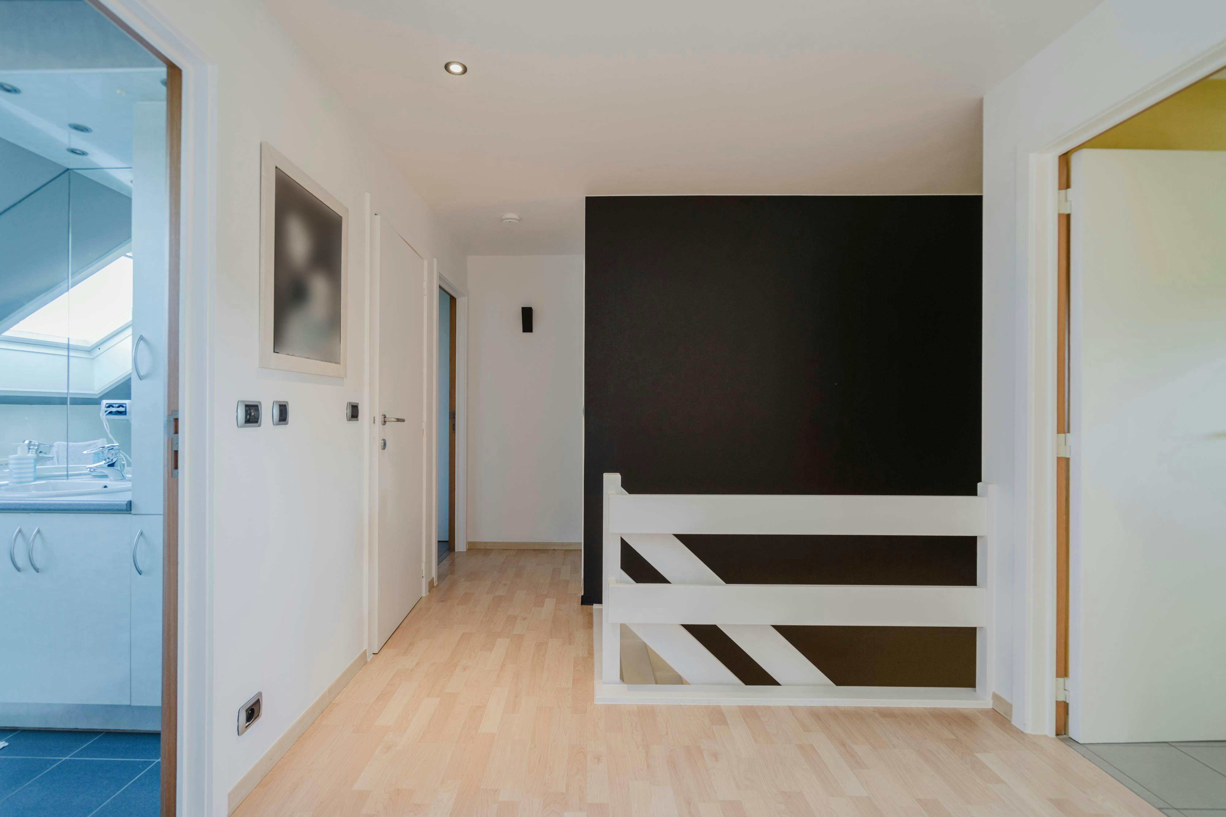 Ruime villa met 6 kamers te koop in Sint-Eloois-Vijve foto 14