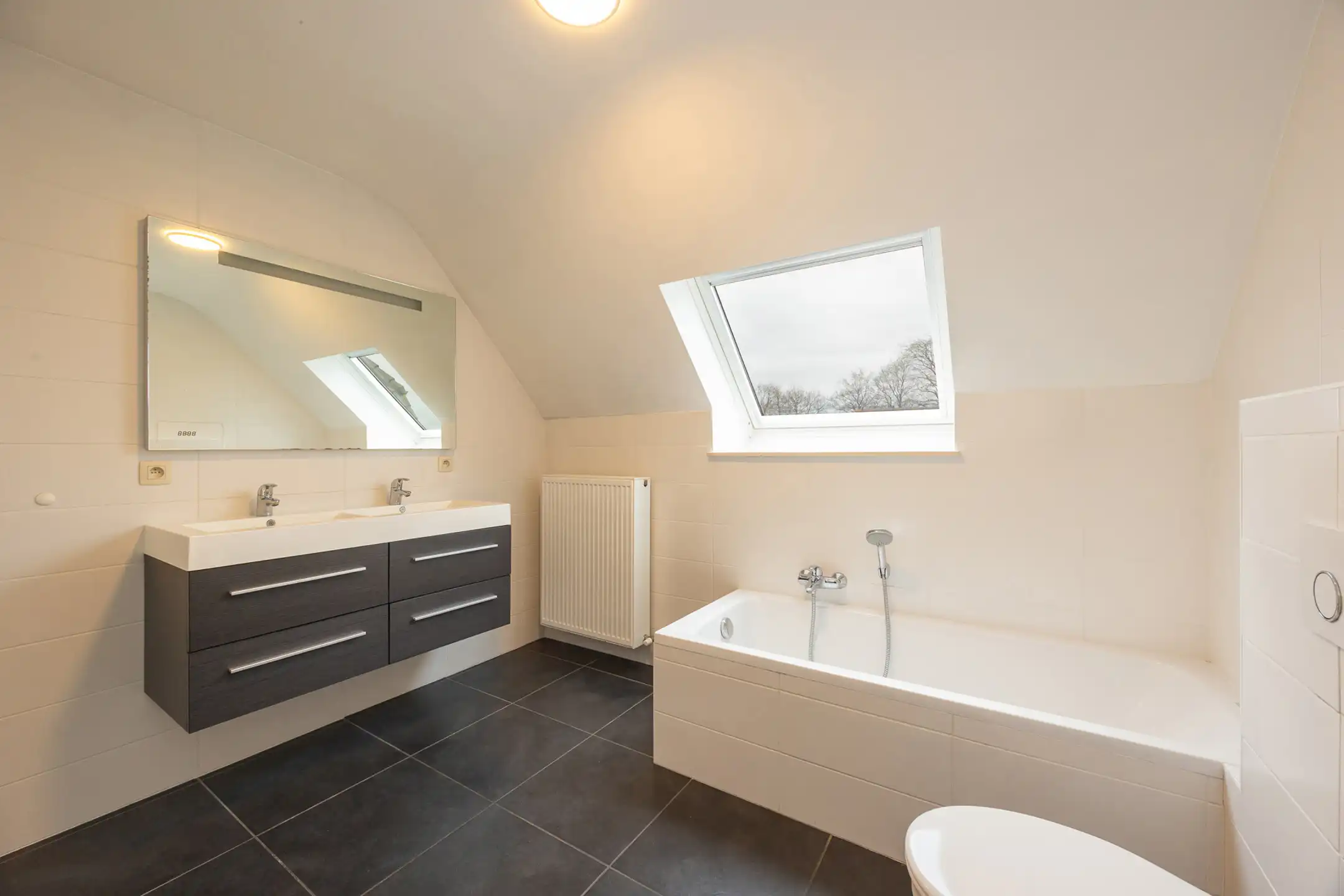 Energiezuinige gezinswoning in doodlopende straat te Beerse! foto 18