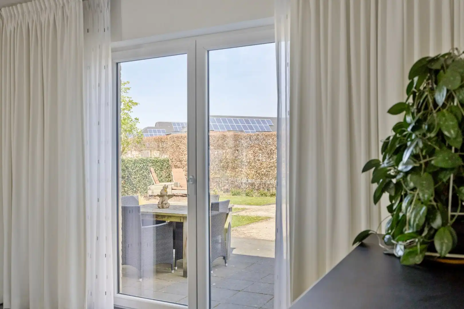 Moderne woning met zeer rustige ligging in Riemst-Millen foto 5