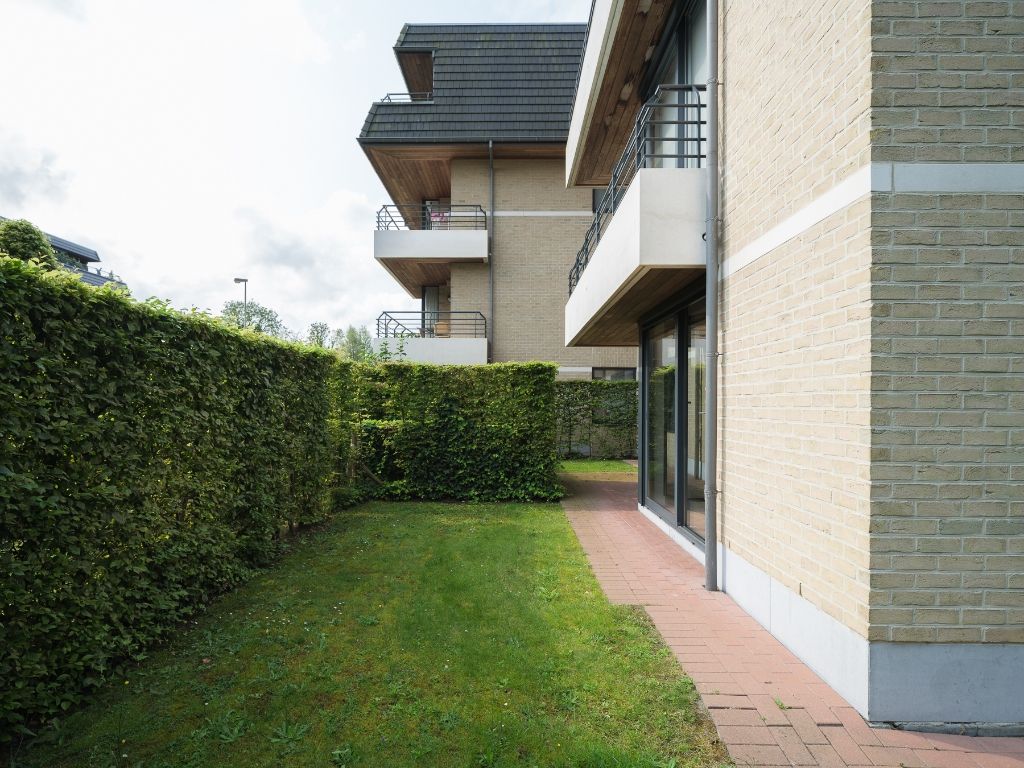 Tuinappartement met 2 slaapkamers nabij de Blaarmeersen en het station Gent St.-Pieters. foto 9