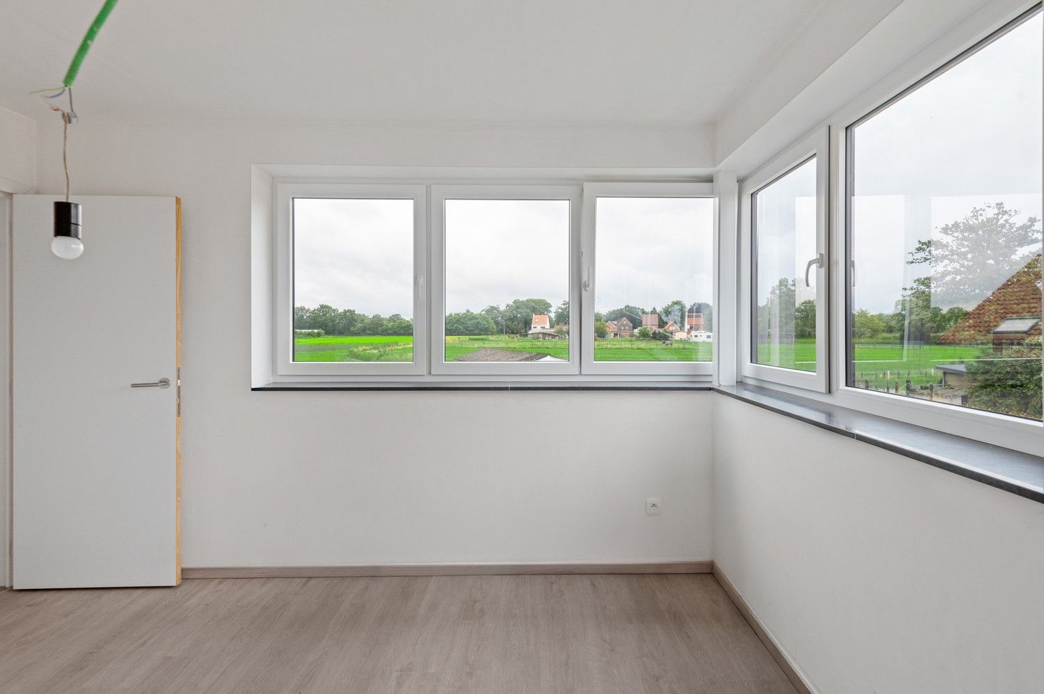 Nieuwbouwwoning op toplocatie in Bouwel! foto 15