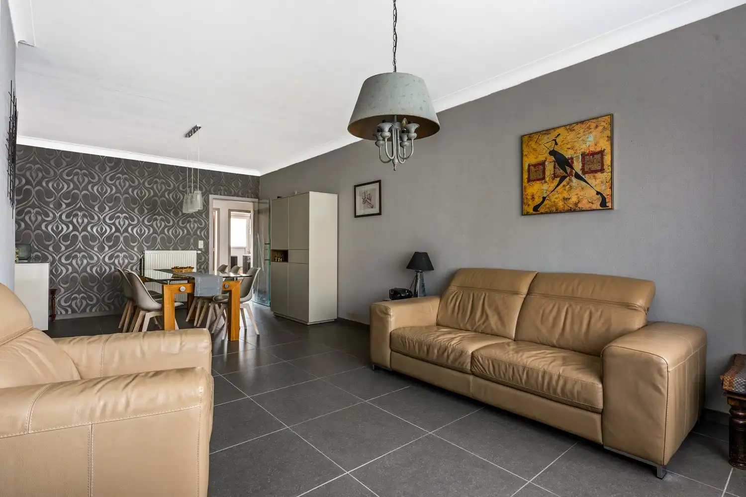 Instapklaar gelijkvloers appartement met zonnige tuin foto 4