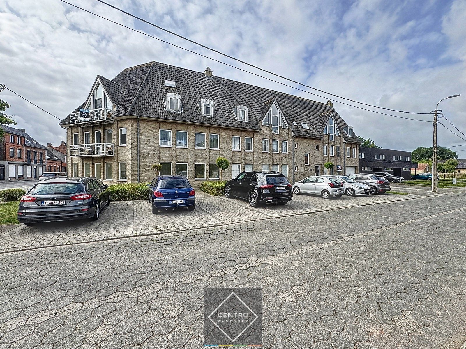 Ruim appartement met 3 slpks én garagebox te Maldegem! foto 14