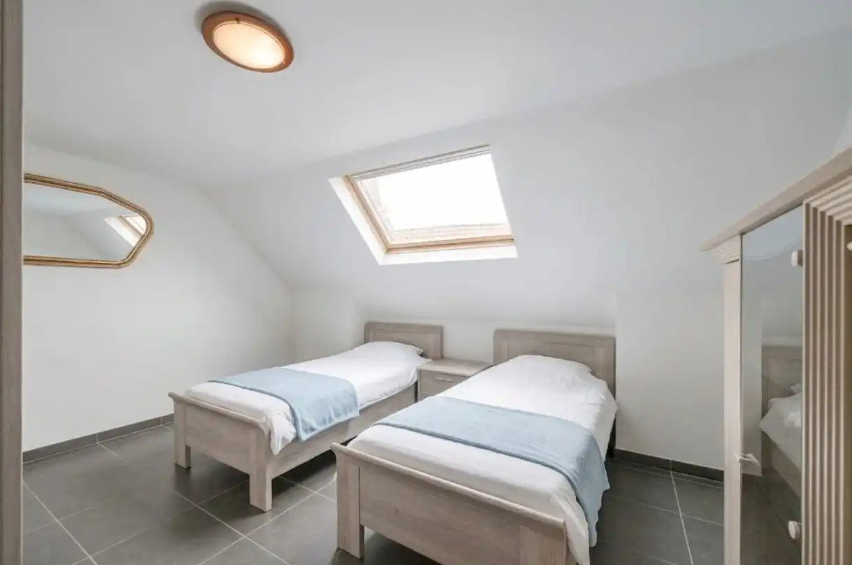 DUPLEX APPARTEMENT (104 m²) MET 2 SLPKS IN HARTJE TIELT foto 12