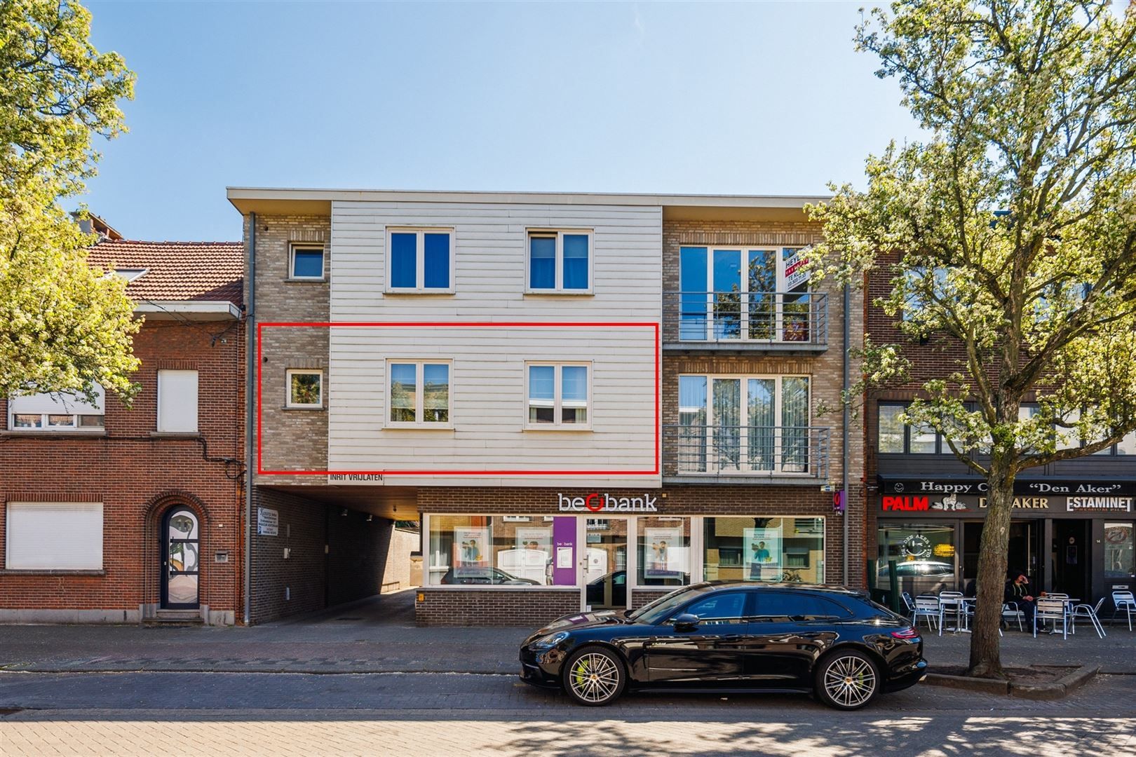 Instapklaar appartement met groot terras en autostaanplaats foto 20