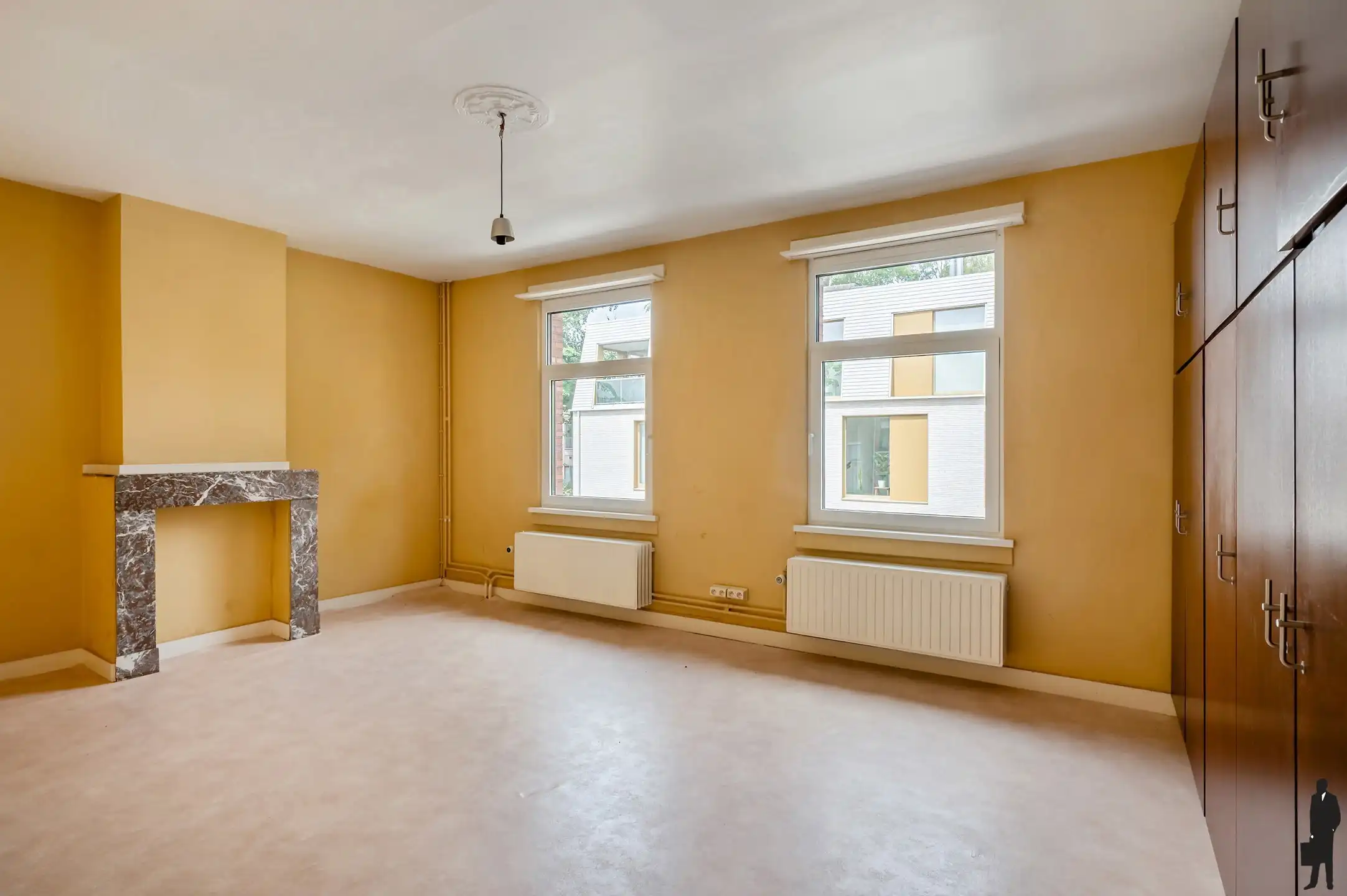 Te renoveren woning, met 4 SLK, met tuin en zijingang! foto 9