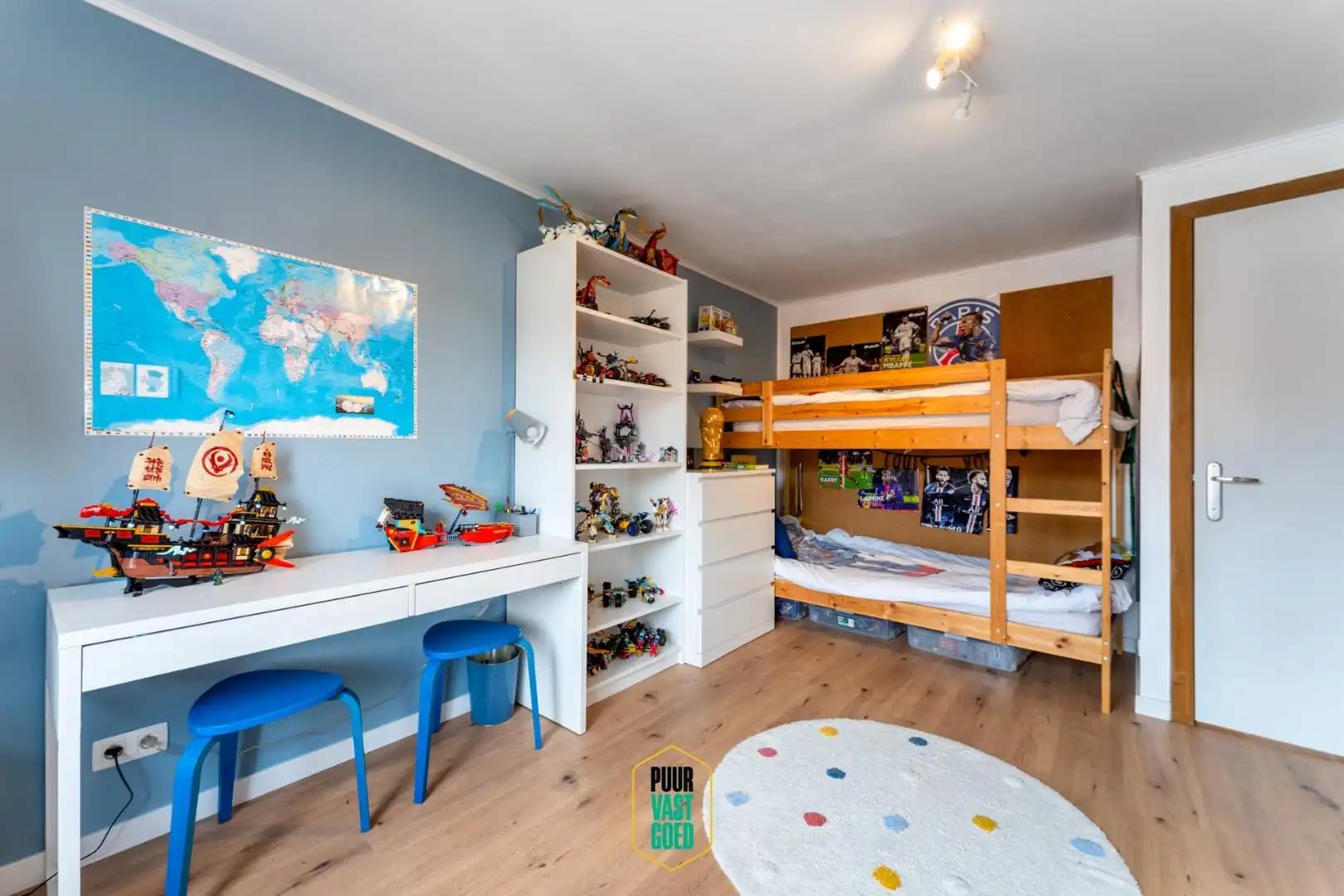 Gerenoveerd ruim woonhuis met zuidgerichte tuin in de dorpskom temidden van de polders foto 15