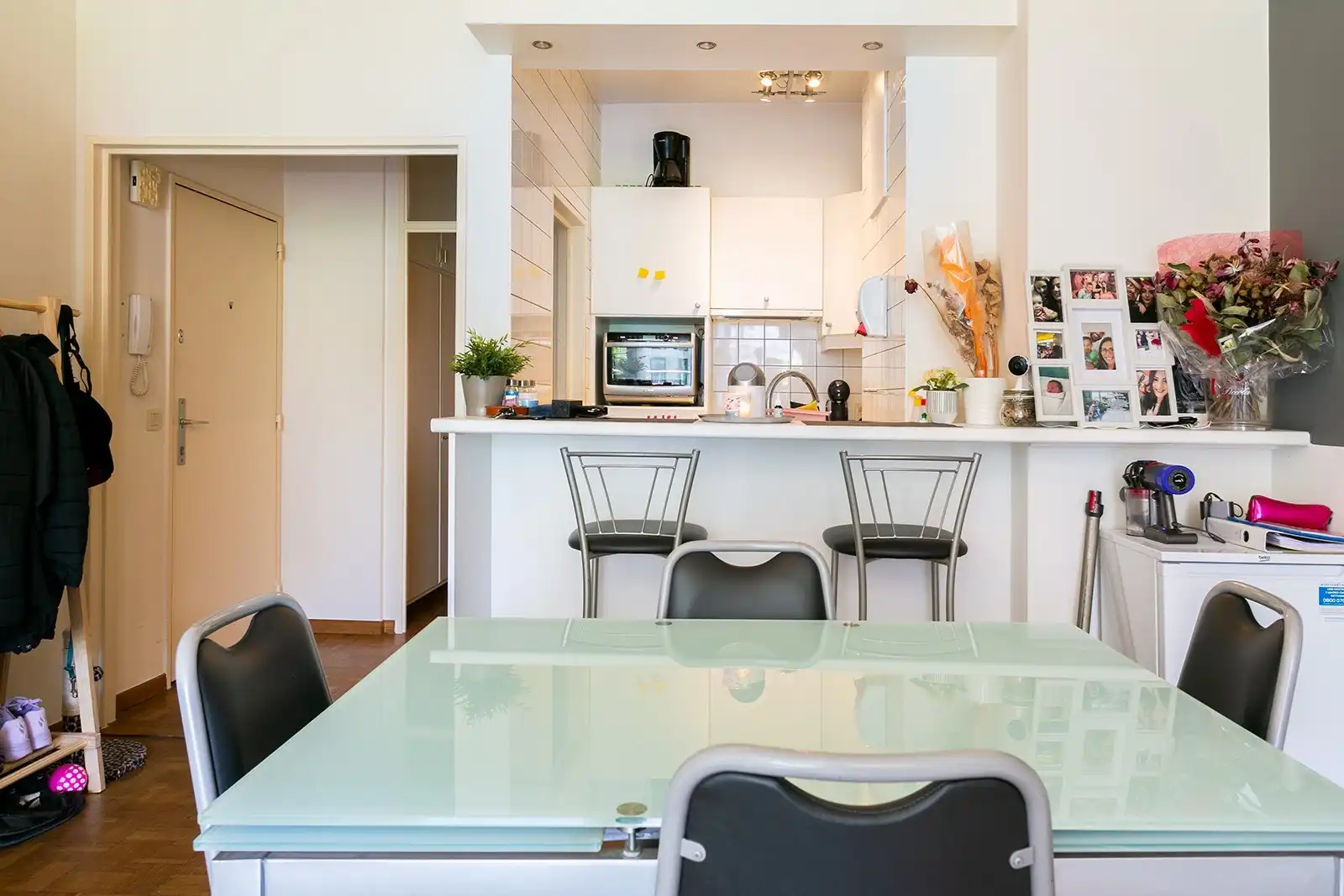 Gemeubeld appartement op centrale locatie! foto 10