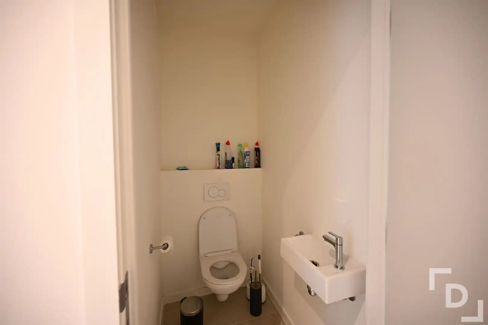 Energiezuinige en ruim nieuwbouwappartement te huur in centrum Langemark foto 16