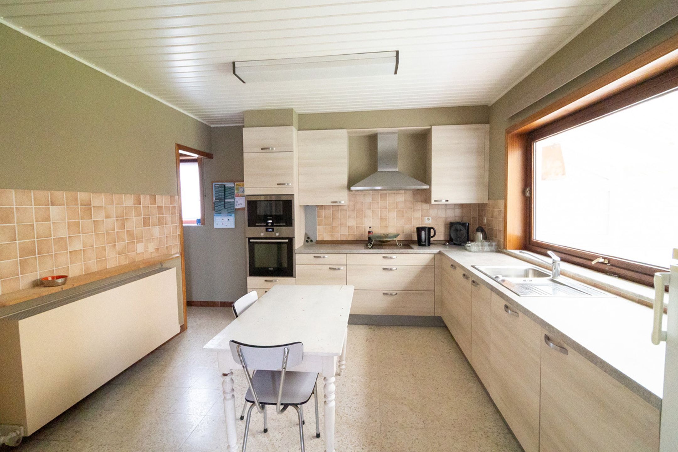 Ruime woning met 4 slaapkamers op 8 are foto 8
