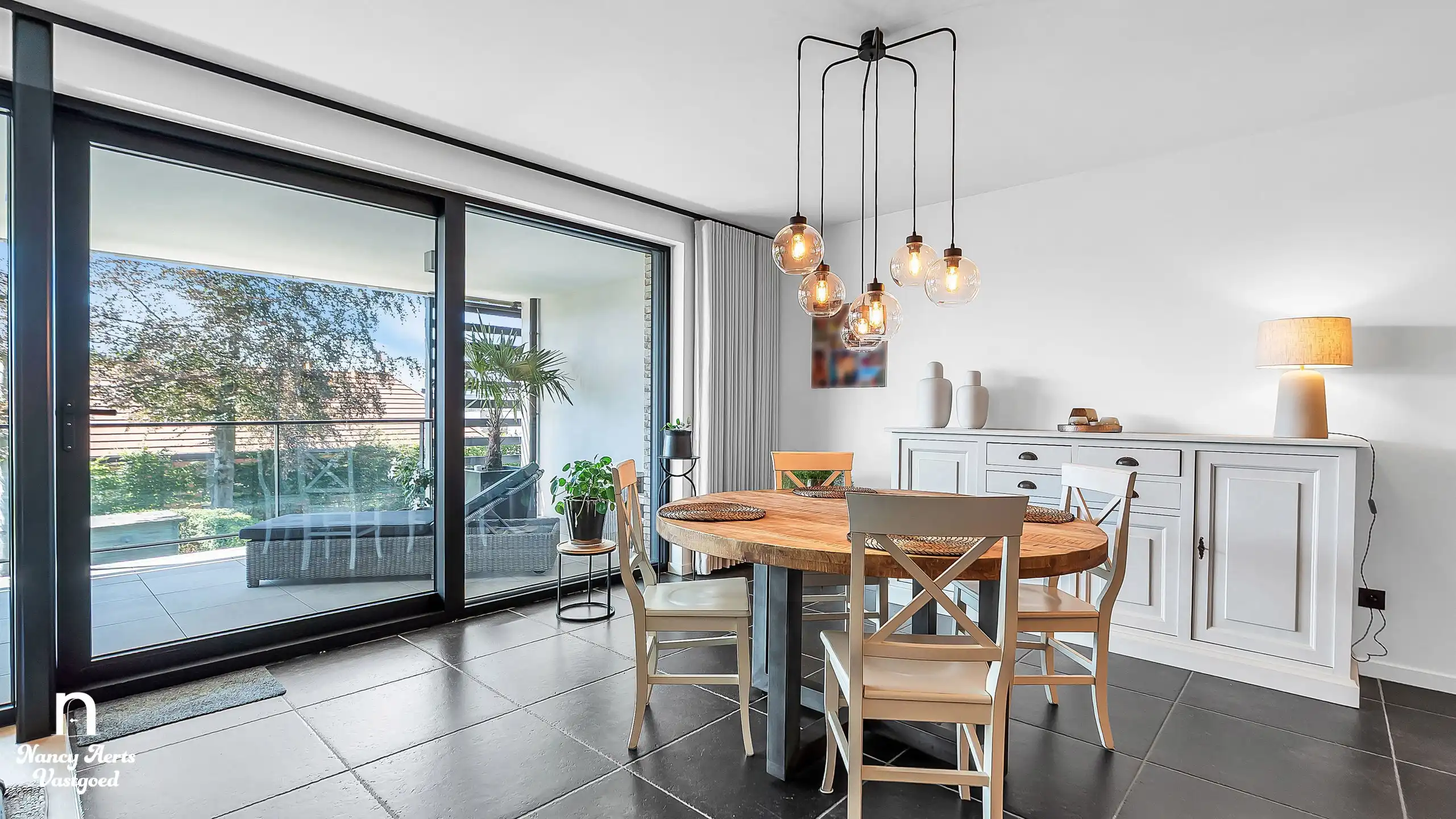 Luxueus appartement met terras en hoogwaardige afwerking foto 9